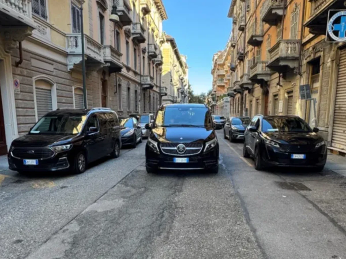 Driver Torino
Il tuo NCC a Torino